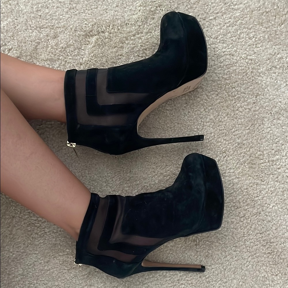 Jessica Simpson Black Suede Heeled Boots **ANY 3 SHOES GET 3 for $30!!